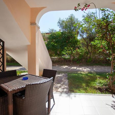 Appartamento Brezza Marina บูโดนี ภายนอก รูปภาพ