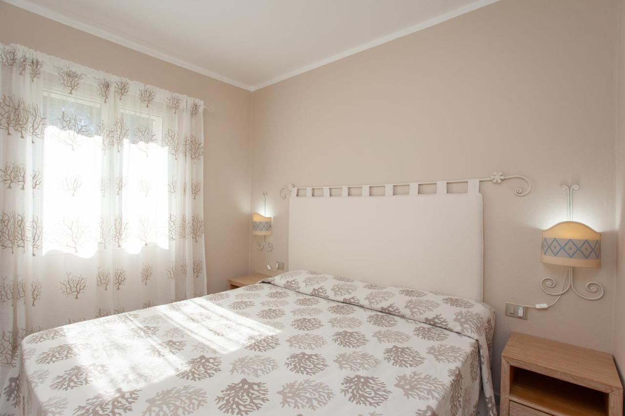 Appartamento Brezza Marina บูโดนี ภายนอก รูปภาพ