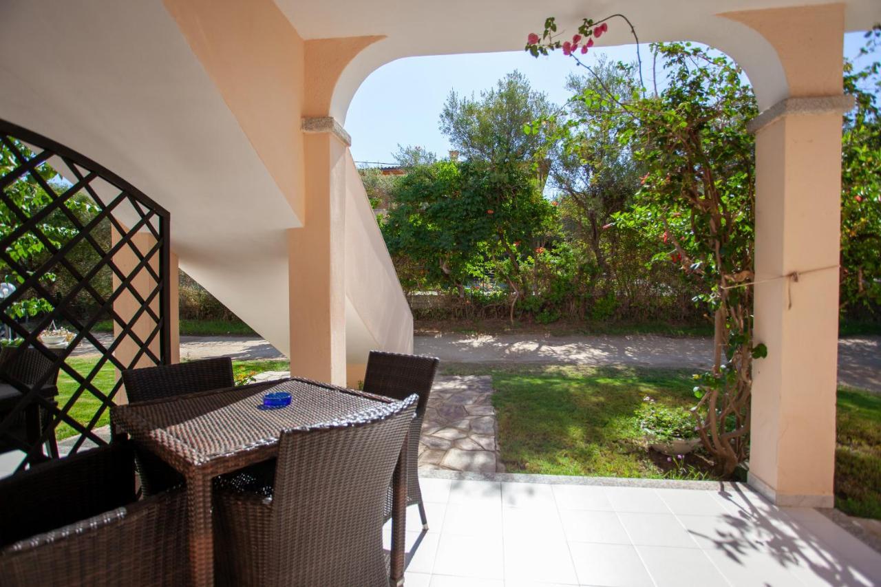 Appartamento Brezza Marina บูโดนี ภายนอก รูปภาพ